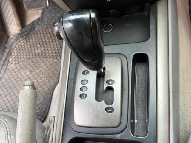 Черный Киа Соренто, объемом двигателя 2.5 л и пробегом 280 тыс. км за 3000 $, фото 7 на Automoto.ua