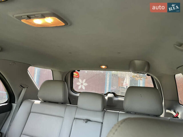 Чорний Кіа Соренто, об'ємом двигуна 2.5 л та пробігом 345 тис. км за 5100 $, фото 19 на Automoto.ua