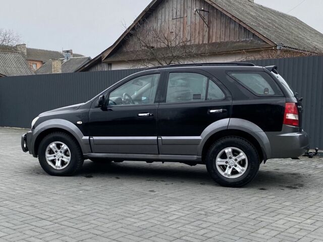 Черный Киа Соренто, объемом двигателя 2.5 л и пробегом 270 тыс. км за 2800 $, фото 3 на Automoto.ua