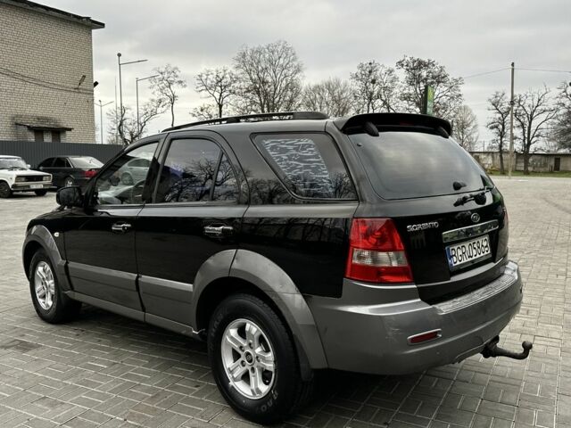 Черный Киа Соренто, объемом двигателя 2.5 л и пробегом 218 тыс. км за 4500 $, фото 6 на Automoto.ua