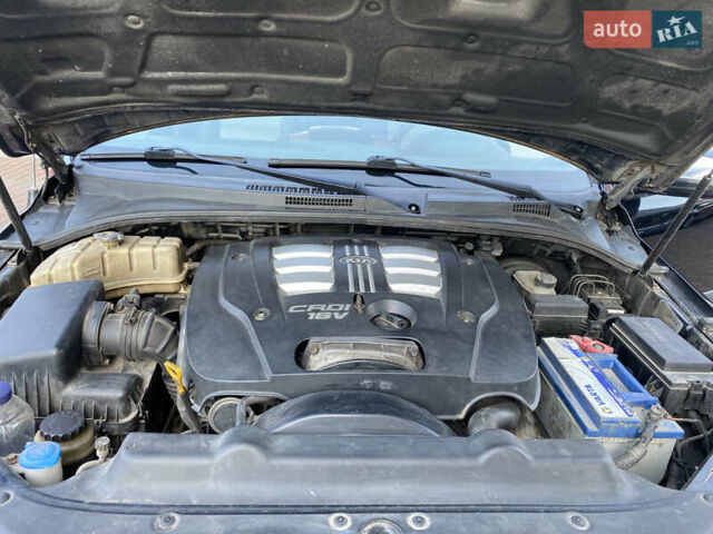 Чорний Кіа Соренто, об'ємом двигуна 2.5 л та пробігом 274 тис. км за 6300 $, фото 24 на Automoto.ua