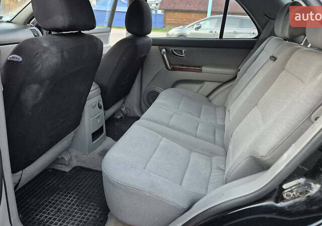 Киа Соренто 2004 в Борисполе на Automoto.ua Черный Киа Соренто, объемом двигателя 2.5 л и пробегом 158 тыс. км за 5600 $, фото 7 на Automoto.ua