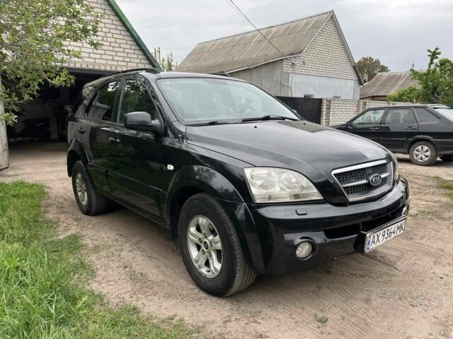 Черный Киа Соренто, объемом двигателя 2.5 л и пробегом 260 тыс. км за 6500 $, фото 2 на Automoto.ua
