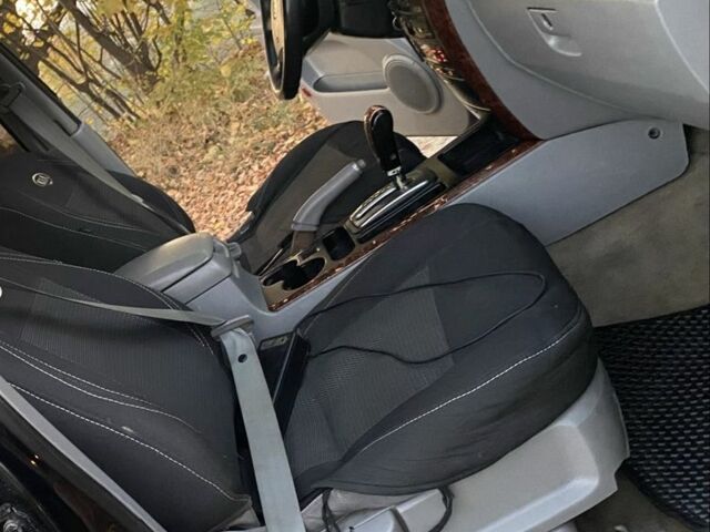 Черный Киа Соренто, объемом двигателя 2.5 л и пробегом 200 тыс. км за 7100 $, фото 18 на Automoto.ua