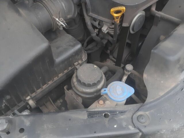 Киа Соренто 2004 в Житомире на Automoto.ua Черный Киа Соренто, объемом двигателя 2.5 л и пробегом 320 тыс. км за 3600 $, фото 6 на Automoto.ua