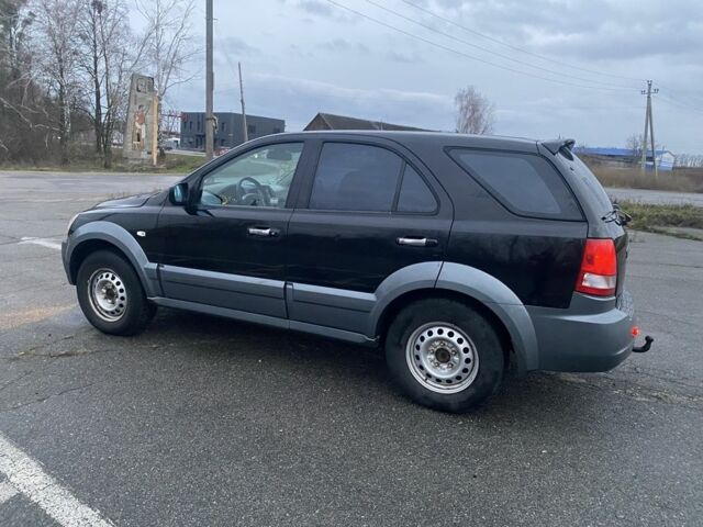 Черный Киа Соренто, объемом двигателя 2.5 л и пробегом 250 тыс. км за 4150 $, фото 3 на Automoto.ua