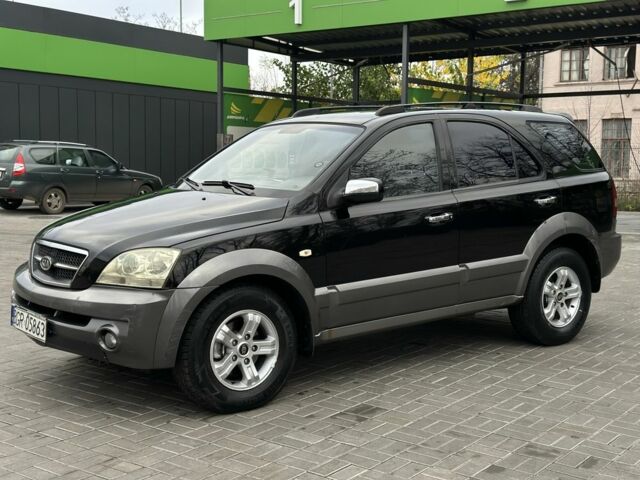 Черный Киа Соренто, объемом двигателя 2.5 л и пробегом 218 тыс. км за 4500 $, фото 8 на Automoto.ua