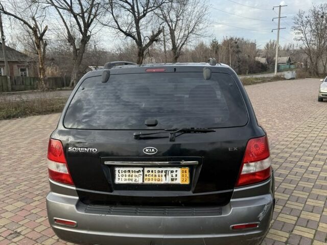 Черный Киа Соренто, объемом двигателя 2.5 л и пробегом 255 тыс. км за 3000 $, фото 4 на Automoto.ua