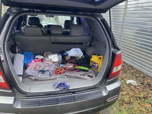 Чорний Кіа Соренто, об'ємом двигуна 2.5 л та пробігом 341 тис. км за 4300 $, фото 2 на Automoto.ua