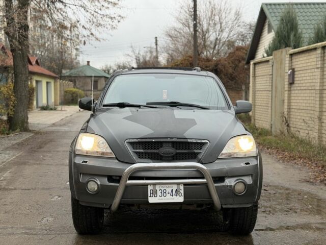 Черный Киа Соренто, объемом двигателя 0 л и пробегом 350 тыс. км за 3800 $, фото 5 на Automoto.ua