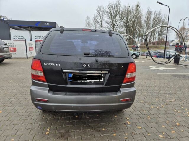 Черный Киа Соренто, объемом двигателя 2.5 л и пробегом 250 тыс. км за 4577 $, фото 4 на Automoto.ua