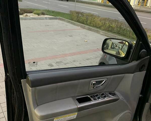 Чорний Кіа Соренто, об'ємом двигуна 2.5 л та пробігом 204 тис. км за 6150 $, фото 14 на Automoto.ua