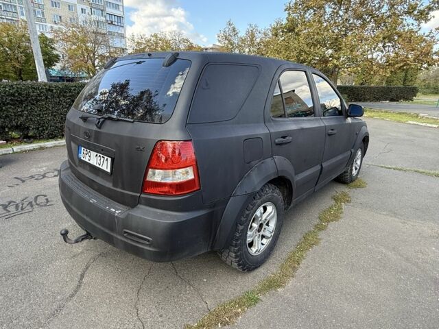 Чорний Кіа Соренто, об'ємом двигуна 2.5 л та пробігом 165 тис. км за 3500 $, фото 2 на Automoto.ua