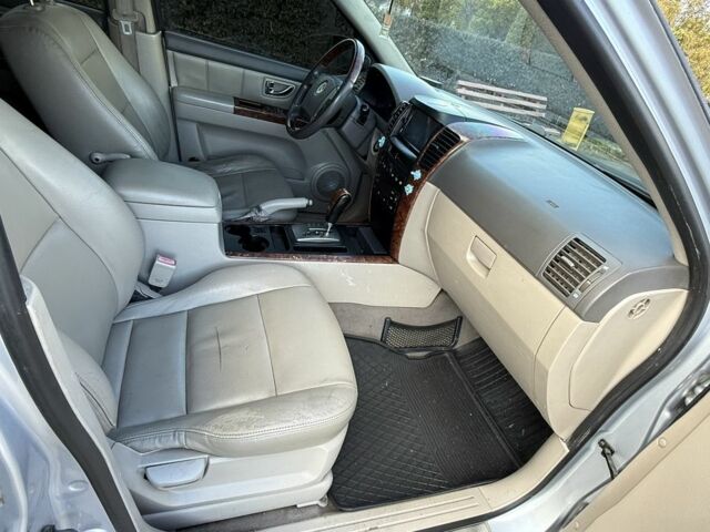 Чорний Кіа Соренто, об'ємом двигуна 2.5 л та пробігом 165 тис. км за 3500 $, фото 4 на Automoto.ua