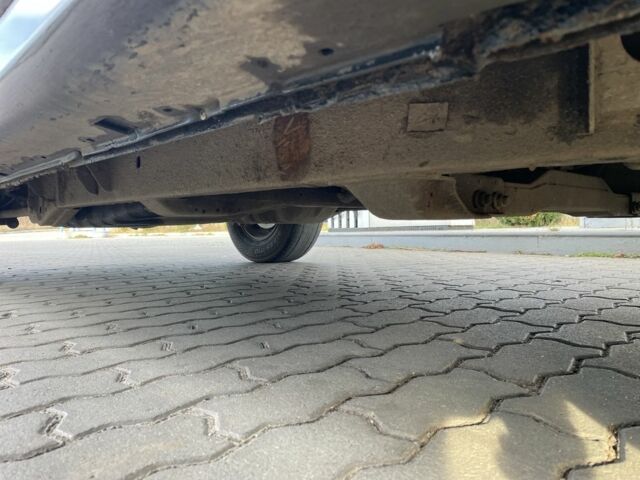 Черный Киа Соренто, объемом двигателя 2.5 л и пробегом 270 тыс. км за 3350 $, фото 10 на Automoto.ua