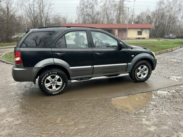 Черный Киа Соренто, объемом двигателя 2.5 л и пробегом 237 тыс. км за 3450 $, фото 4 на Automoto.ua