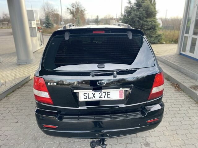 Черный Киа Соренто, объемом двигателя 2.5 л и пробегом 270 тыс. км за 3350 $, фото 5 на Automoto.ua