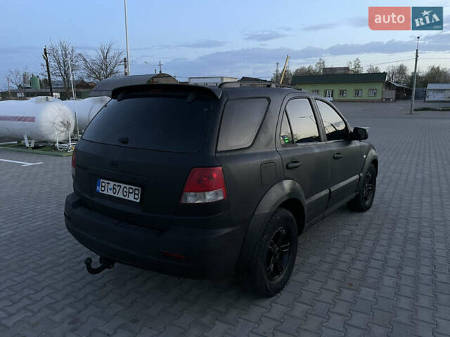Киа Соренто 2005 в Новоднестровск на Automoto.ua Черный Киа Соренто, объемом двигателя 2.5 л и пробегом 230 тыс. км за 4100 $, фото 17 на Automoto.ua