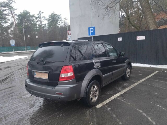 Черный Киа Соренто, объемом двигателя 2.5 л и пробегом 303 тыс. км за 3546 $, фото 8 на Automoto.ua