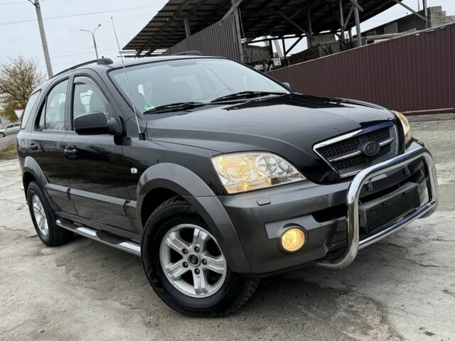 Черный Киа Соренто, объемом двигателя 2.5 л и пробегом 258 тыс. км за 5250 $, фото 8 на Automoto.ua