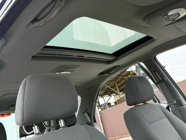 Черный Киа Соренто, объемом двигателя 2.5 л и пробегом 258 тыс. км за 5250 $, фото 19 на Automoto.ua