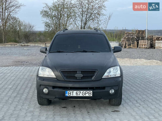 Киа Соренто 2005 в Новоднестровск на Automoto.ua Черный Киа Соренто, объемом двигателя 2.5 л и пробегом 230 тыс. км за 4100 $, фото 2 на Automoto.ua