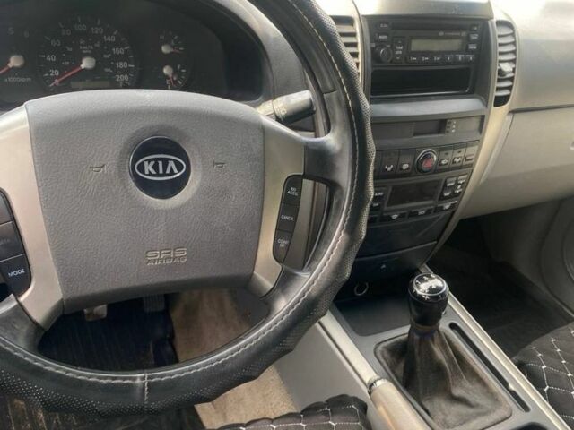 Киа Соренто 2005 в Славянске на Automoto.ua Черный Киа Соренто, объемом двигателя 2.5 л и пробегом 288 тыс. км за 2950 $, фото 6 на Automoto.ua