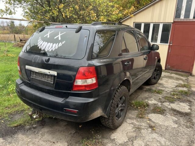 Черный Киа Соренто, объемом двигателя 2.5 л и пробегом 2 тыс. км за 800 $, фото 2 на Automoto.ua