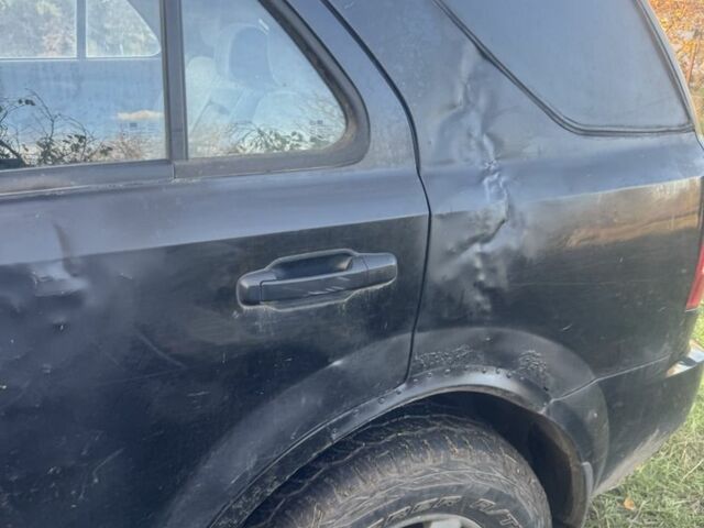 Чорний Кіа Соренто, об'ємом двигуна 2.5 л та пробігом 320 тис. км за 2800 $, фото 4 на Automoto.ua