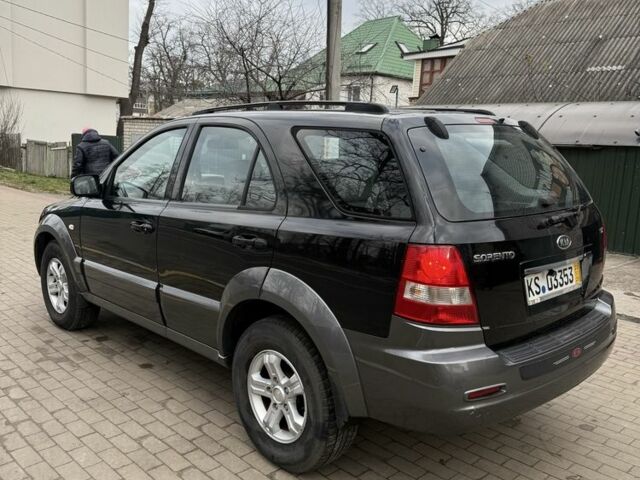 Чорний Кіа Соренто, об'ємом двигуна 2.5 л та пробігом 198 тис. км за 4950 $, фото 2 на Automoto.ua