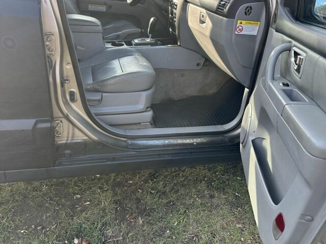 Киа Соренто 2005 в Славянске на Automoto.ua Черный Киа Соренто, объемом двигателя 2.5 л и пробегом 321 тыс. км за 3000 $, фото 8 на Automoto.ua