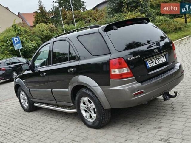 Черный Киа Соренто, объемом двигателя 2.5 л и пробегом 302 тыс. км за 4300 $, фото 9 на Automoto.ua