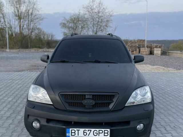 Черный Киа Соренто, объемом двигателя 2.5 л и пробегом 310 тыс. км за 3950 $, фото 2 на Automoto.ua