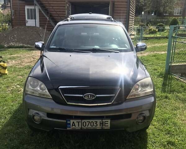 Черный Киа Соренто, объемом двигателя 2.5 л и пробегом 262 тыс. км за 9200 $, фото 27 на Automoto.ua