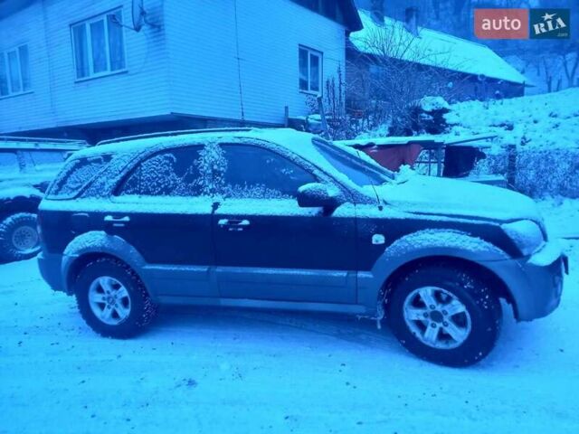 Чорний Кіа Соренто, об'ємом двигуна 2.5 л та пробігом 287 тис. км за 6200 $, фото 10 на Automoto.ua