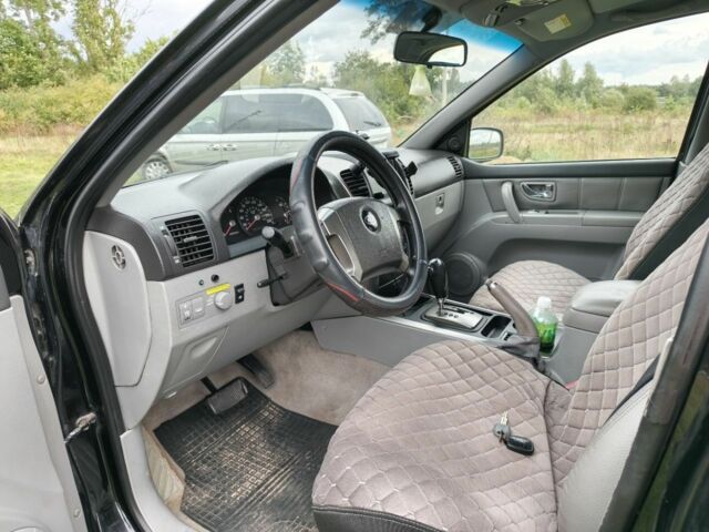 Киа Соренто 2005 в Яворове на Automoto.ua Черный Киа Соренто, объемом двигателя 2.5 л и пробегом 271 тыс. км за 4300 $, фото 3 на Automoto.ua