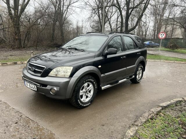 Черный Киа Соренто, объемом двигателя 2.5 л и пробегом 237 тыс. км за 3450 $, фото 1 на Automoto.ua