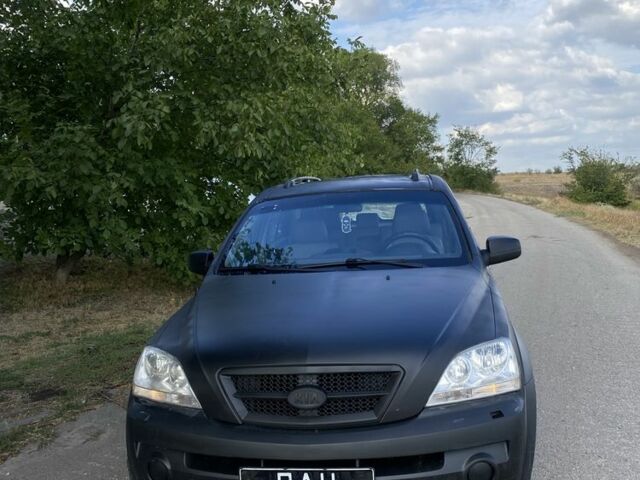 Черный Киа Соренто, объемом двигателя 2.5 л и пробегом 250 тыс. км за 3700 $, фото 1 на Automoto.ua