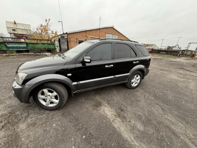 Черный Киа Соренто, объемом двигателя 2.5 л и пробегом 250 тыс. км за 7000 $, фото 3 на Automoto.ua