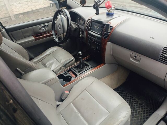 Чорний Кіа Соренто, об'ємом двигуна 0 л та пробігом 220 тис. км за 4200 $, фото 1 на Automoto.ua