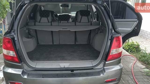 Киа Соренто 2005 в Одессе на Automoto.ua Черный Киа Соренто, объемом двигателя 2.5 л и пробегом 230 тыс. км за 7600 $, фото 6 на Automoto.ua