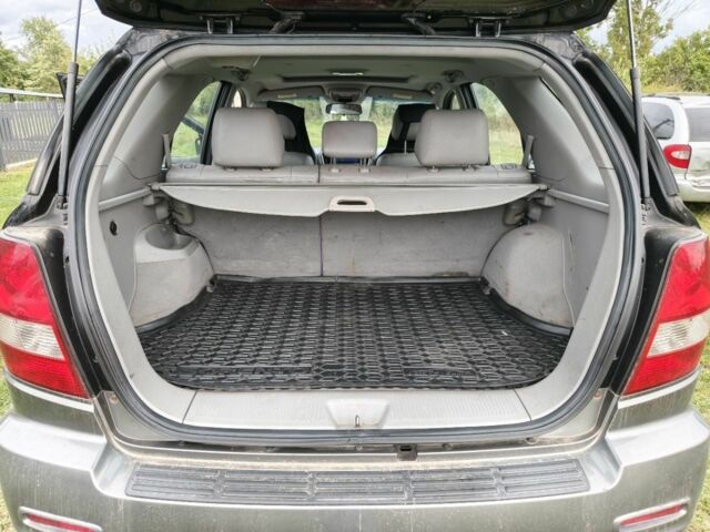 Киа Соренто 2005 в Яворове на Automoto.ua Черный Киа Соренто, объемом двигателя 2.5 л и пробегом 271 тыс. км за 4300 $, фото 6 на Automoto.ua