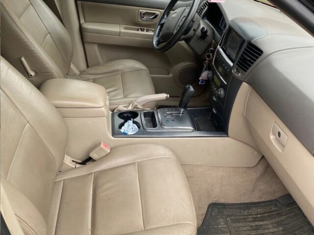 Черный Киа Соренто, объемом двигателя 0 л и пробегом 220 тыс. км за 3750 $, фото 4 на Automoto.ua