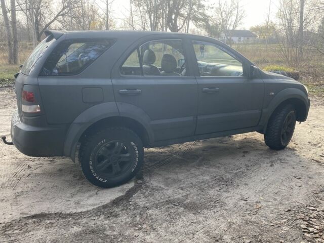 Черный Киа Соренто, объемом двигателя 2.5 л и пробегом 293 тыс. км за 3450 $, фото 6 на Automoto.ua