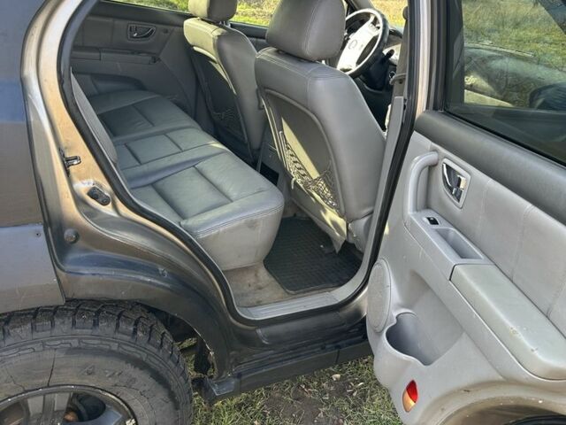 Киа Соренто 2005 в Славянске на Automoto.ua Черный Киа Соренто, объемом двигателя 2.5 л и пробегом 321 тыс. км за 3000 $, фото 9 на Automoto.ua