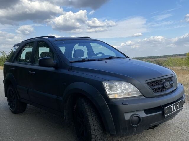 Черный Киа Соренто, объемом двигателя 2.5 л и пробегом 250 тыс. км за 3700 $, фото 2 на Automoto.ua