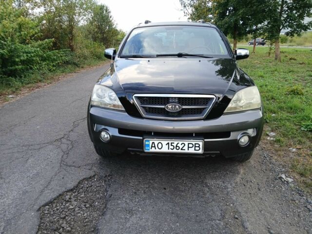 Чорний Кіа Соренто, об'ємом двигуна 2.5 л та пробігом 292 тис. км за 6500 $, фото 2 на Automoto.ua