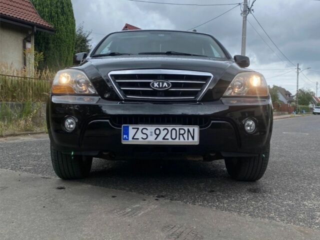 Черный Киа Соренто, объемом двигателя 0 л и пробегом 220 тыс. км за 3750 $, фото 1 на Automoto.ua
