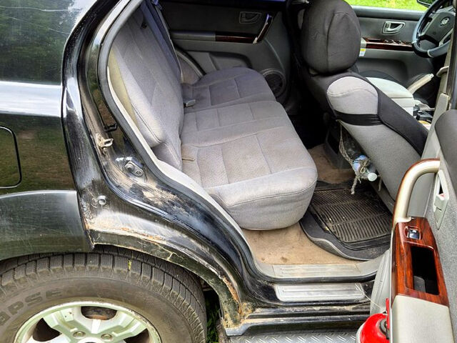 Чорний Кіа Соренто, об'ємом двигуна 2.5 л та пробігом 299 тис. км за 3000 $, фото 3 на Automoto.ua