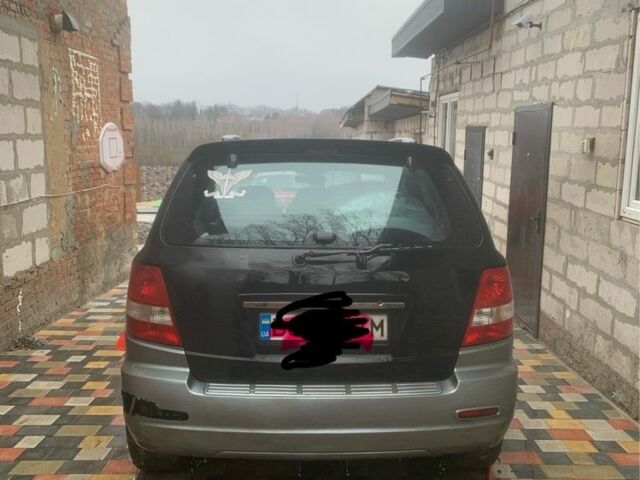 Черный Киа Соренто, объемом двигателя 0 л и пробегом 257 тыс. км за 7500 $, фото 2 на Automoto.ua